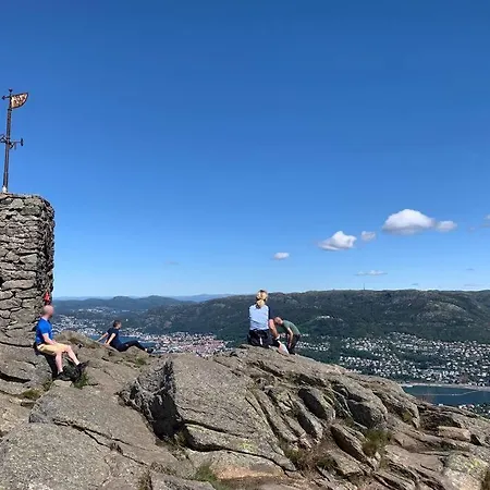 Naerhet Til Og Sentrum * Bergen