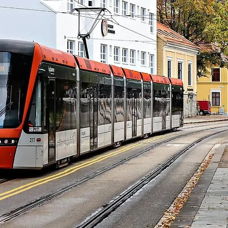 Naerhet Til Og Sentrum * Bergen